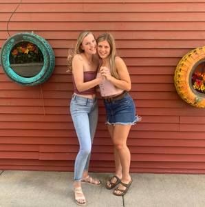 Meet your Posher, Allyson